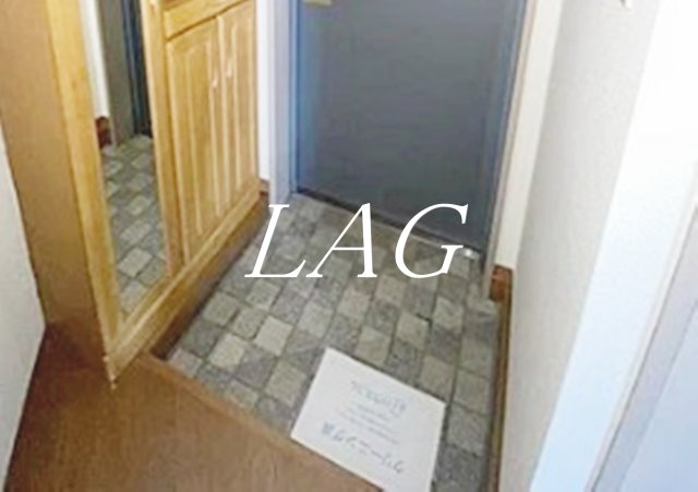 玄関　玄関です。