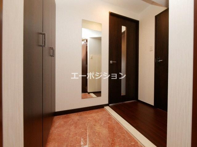 玄関　プレジオ難波WEST