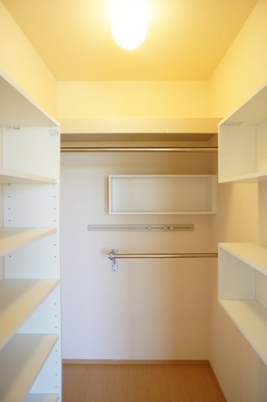 収納　図面と現状に相違がある場合には現状を優先