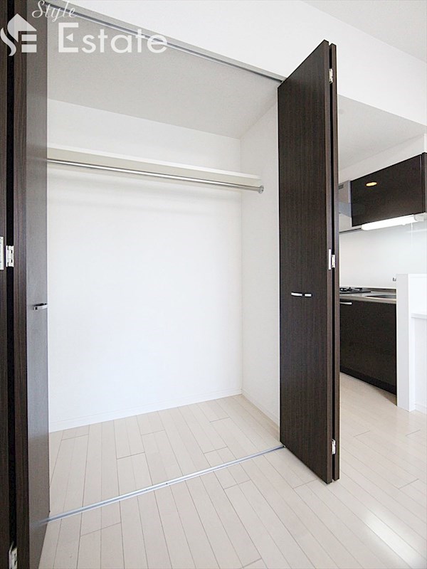 収納　クローゼット