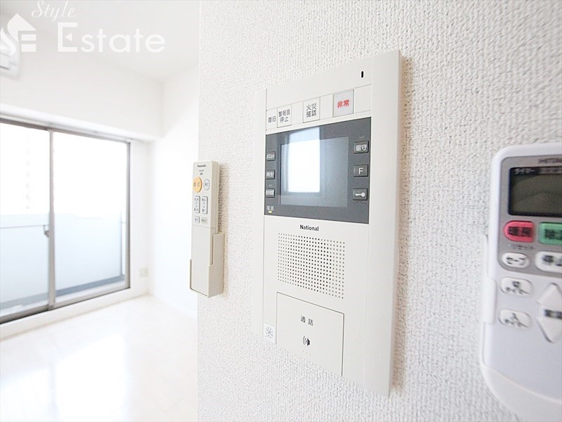 セキュリティ　モニター付きインターホン