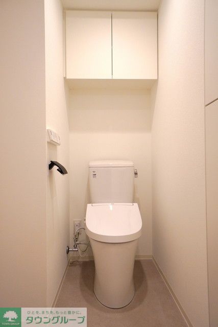 トイレ　※写真は同タイプ住戸です。