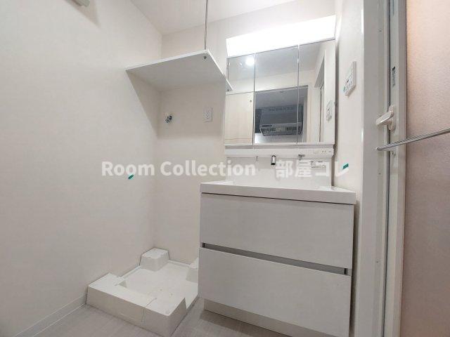 洗面設備　※同物件他部屋写真