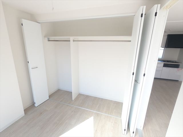 収納　洋室クローゼット