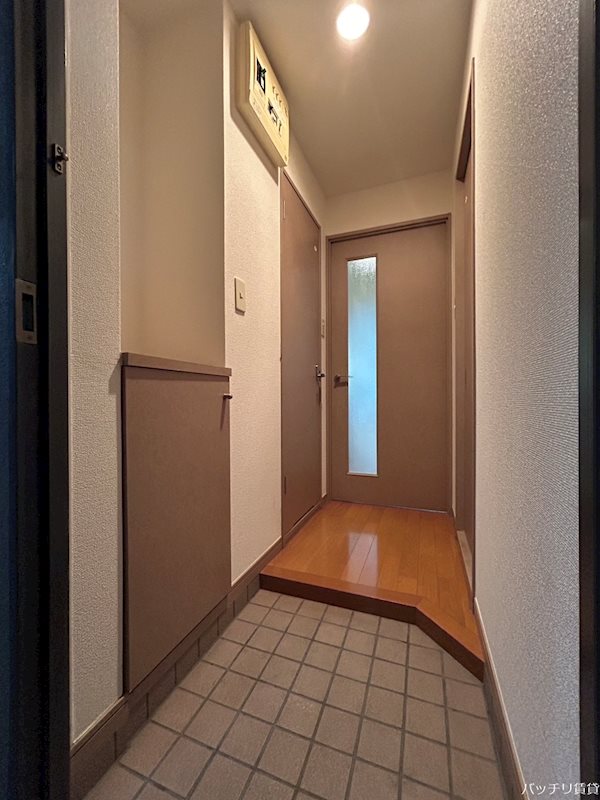玄関　別号室写真の為、現状優先