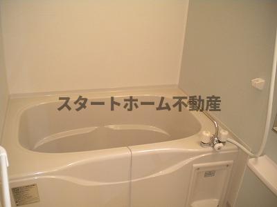 バス・シャワールーム　きれいなお風呂です