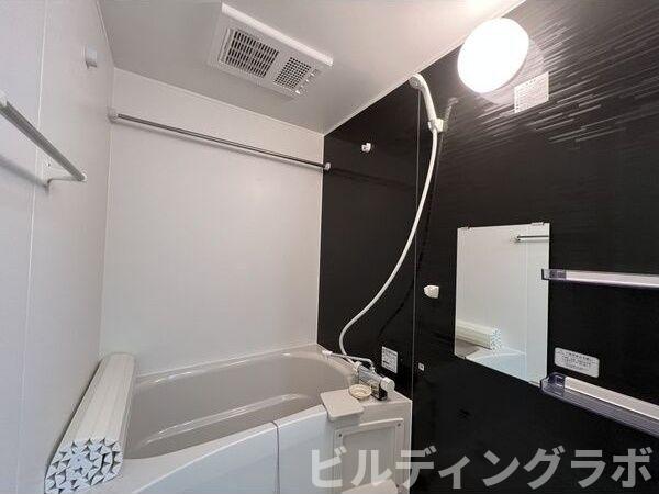 バス・シャワールーム　モデルルームの為、家具小物等はつきません。