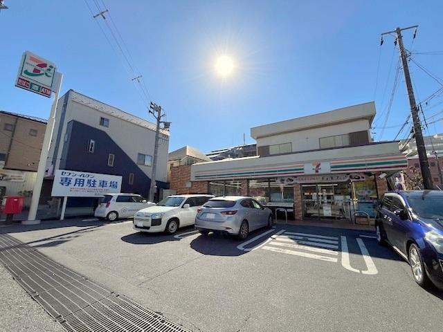 コンビニ　セブンイレブン（コンビニ）まで90m