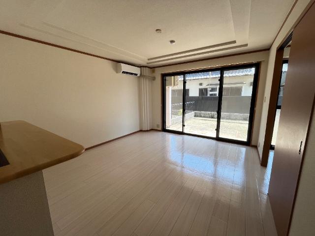 居室・リビング　リビング