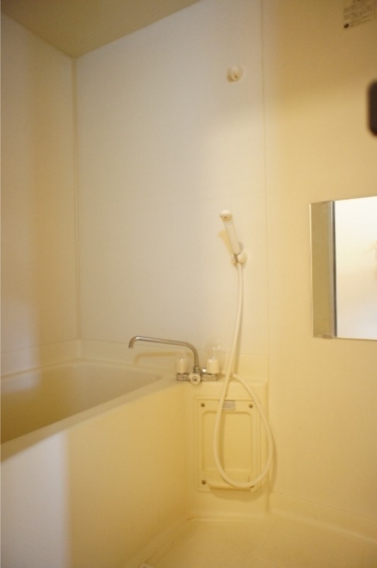 バス・シャワールーム　図面と現状に相違がある場合には現状を優先