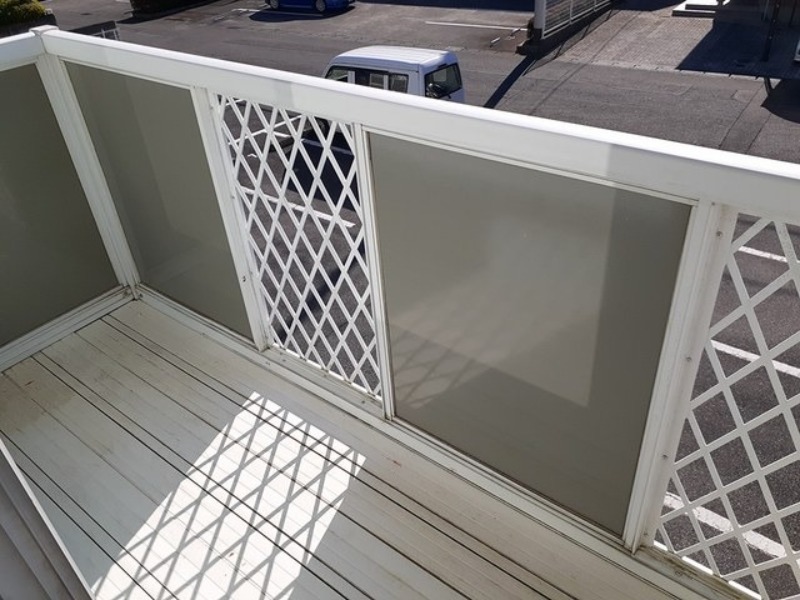 バルコニー　図面と現状に相違がある場合には現状を優先