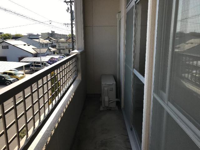 バルコニー　ベランダ