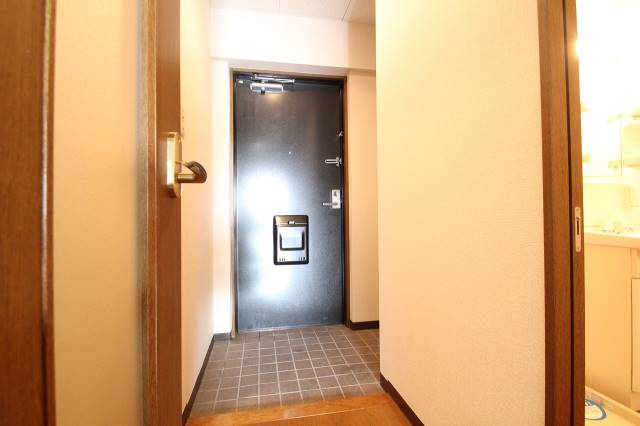 玄関　※１００２号室参照