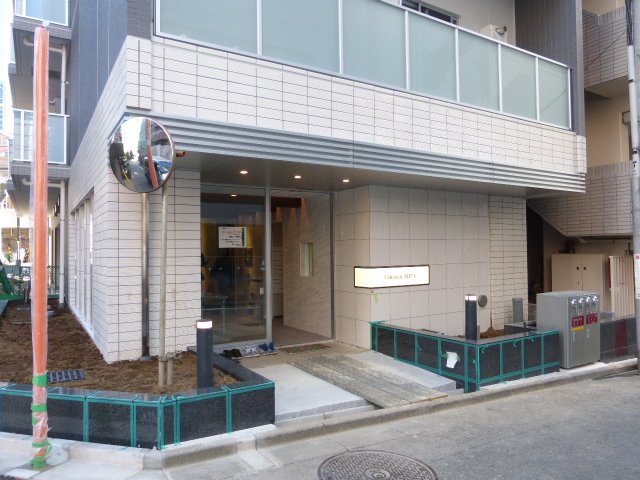 エントランス　エントランス