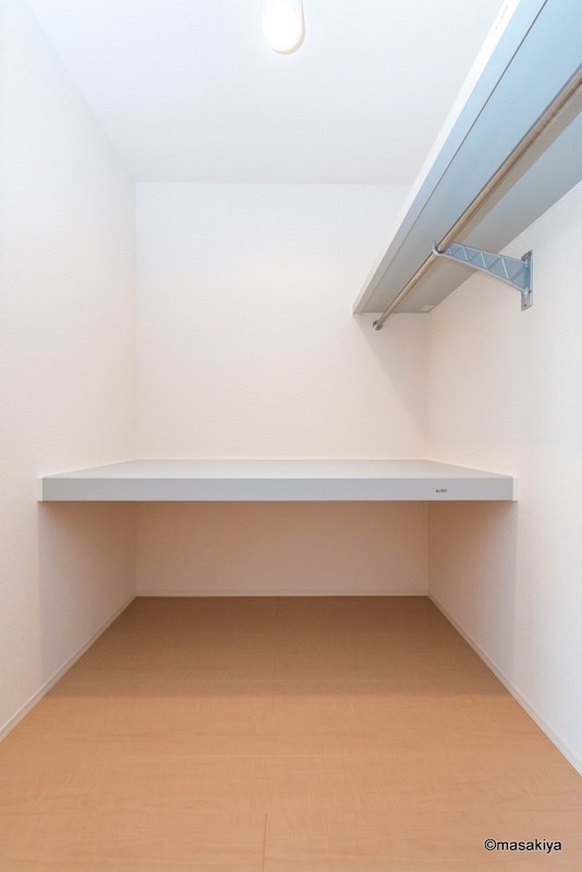 収納　ウォークインクローゼット