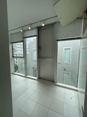 居室・リビング　☆明るい洋室☆