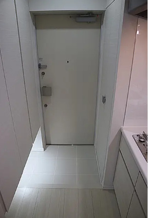 玄関　※別部屋参考写真