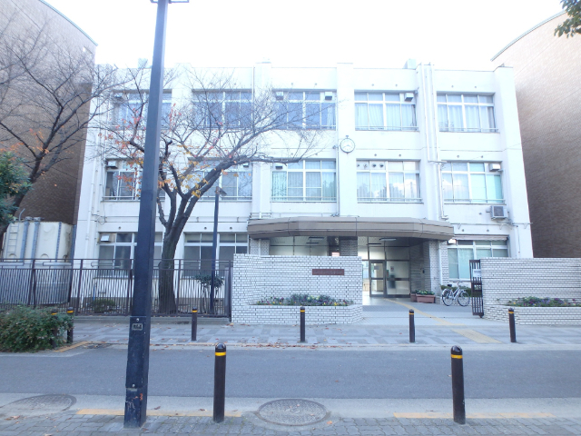 中学校　大阪市立旭陽中学校（中学校）まで408m