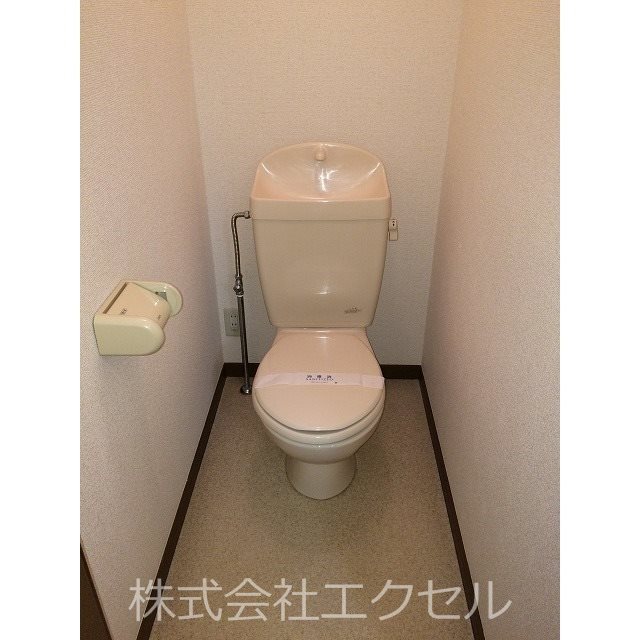 トイレ　快適にお使いいただけるトイレです。