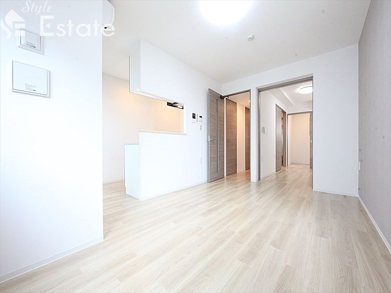 居室・リビング　内装