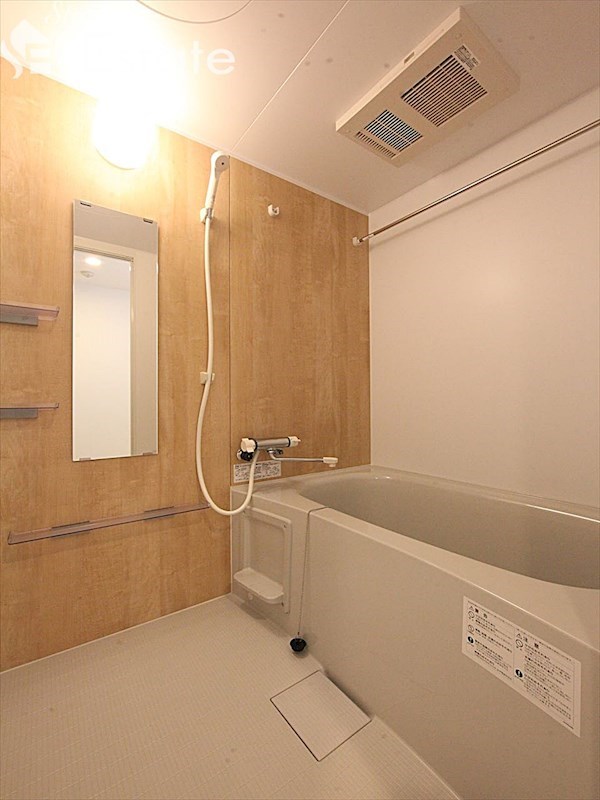 バス・シャワールーム　バスルーム