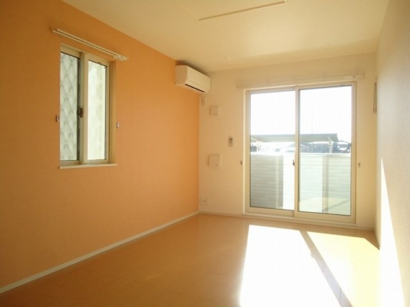 居室・リビング　図面と現状に相違がある場合には現状を優先