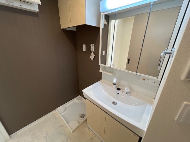 洗面設備　洗髪洗面化粧台