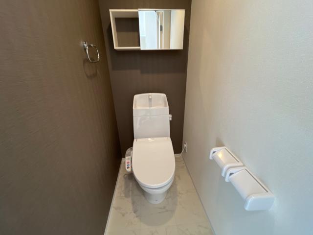 トイレ　シャワー付トイレ
