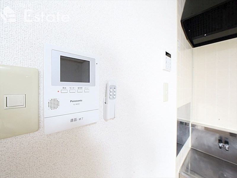 セキュリティ　モニター付きインターホン