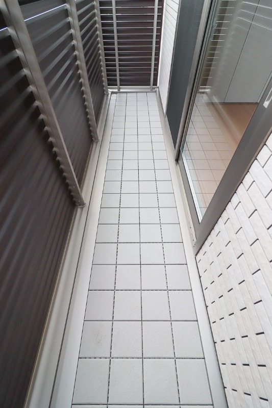 バルコニー　図面と現状に相違がある場合には現状を優先