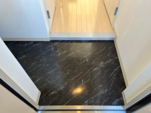 玄関　Le Cercle(ル・セルクル)