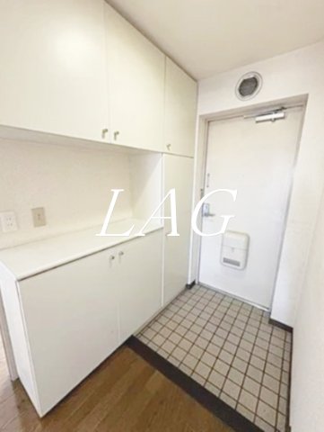 玄関　玄関です。
