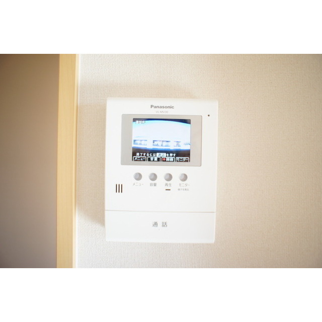 セキュリティ　モニタ付きテレビフォンで安全面を配慮