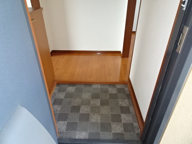玄関　参考写真