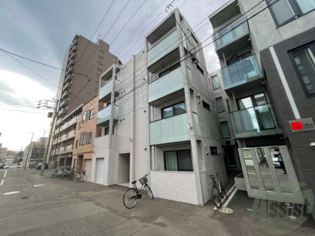 建物外観　札幌市北区北１５条西「シェリールオアーゼ」