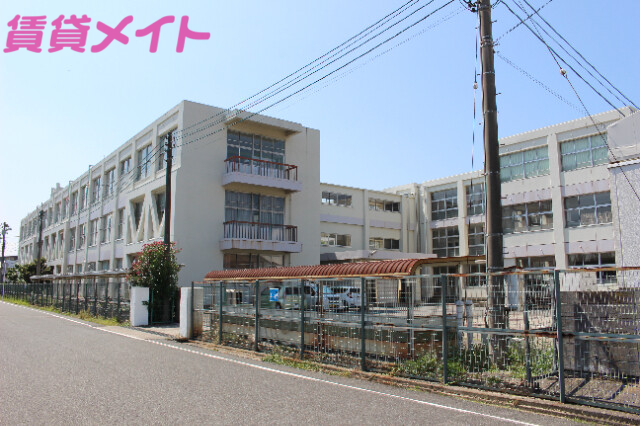 中学校　桑名市立正和中学校（中学校）まで2496m
