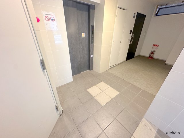 ロビー
