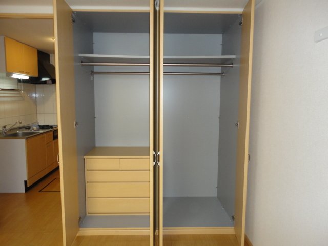 収納　クローゼット