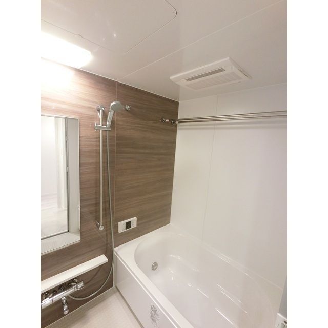 バス・シャワールーム　別タイプ部屋　参考写真です