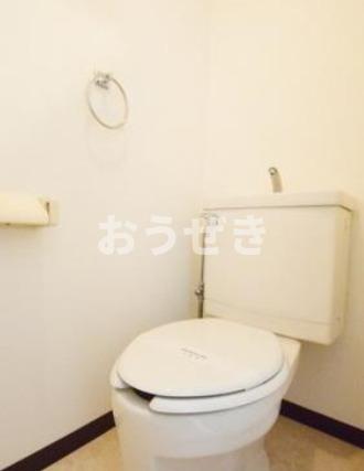 トイレ　※同仕様参考写真