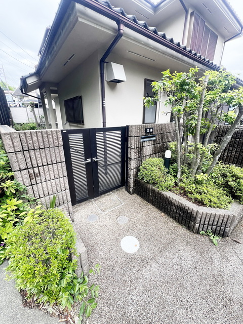 エントランス　～今日も一日お疲れ様～