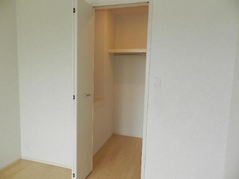 収納　ウォークインクローゼット