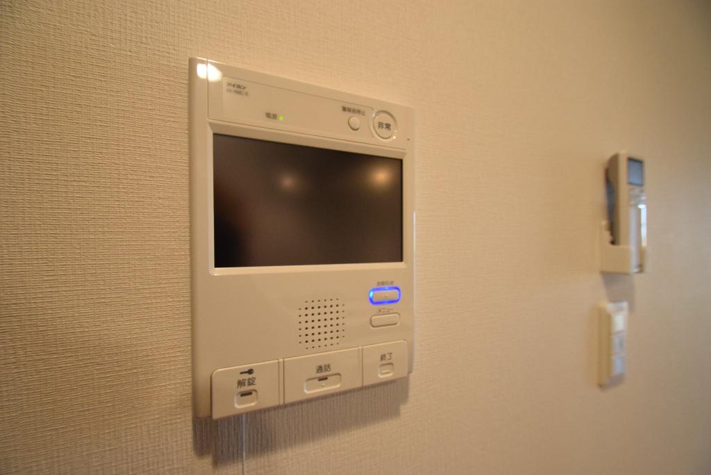 セキュリティ　カメラ付インターホン