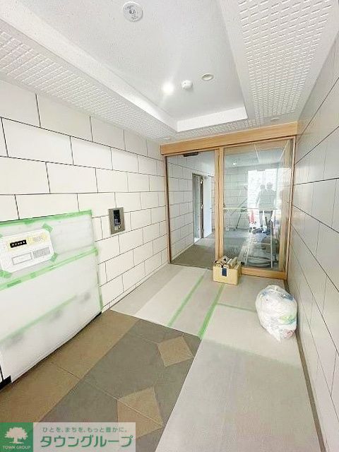 エントランス　駐車場