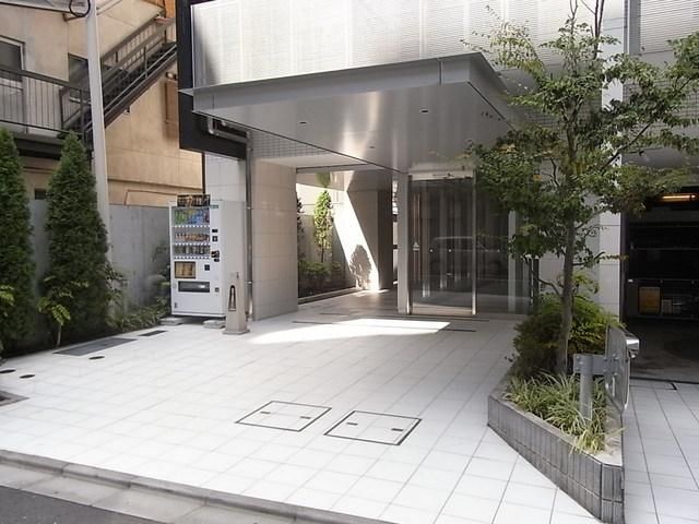 エントランス　おしゃれな雰囲気のエントランス★