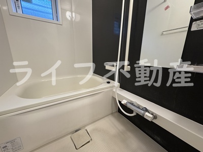 バス・シャワールーム　ゆったり過ごせるお風呂です