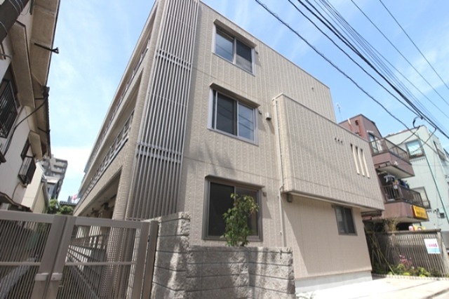 建物外観　大手ハウスメーカー「積水ハウス」施工！