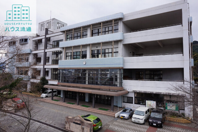 中学校　長崎市立淵中学校（中学校）まで1188m