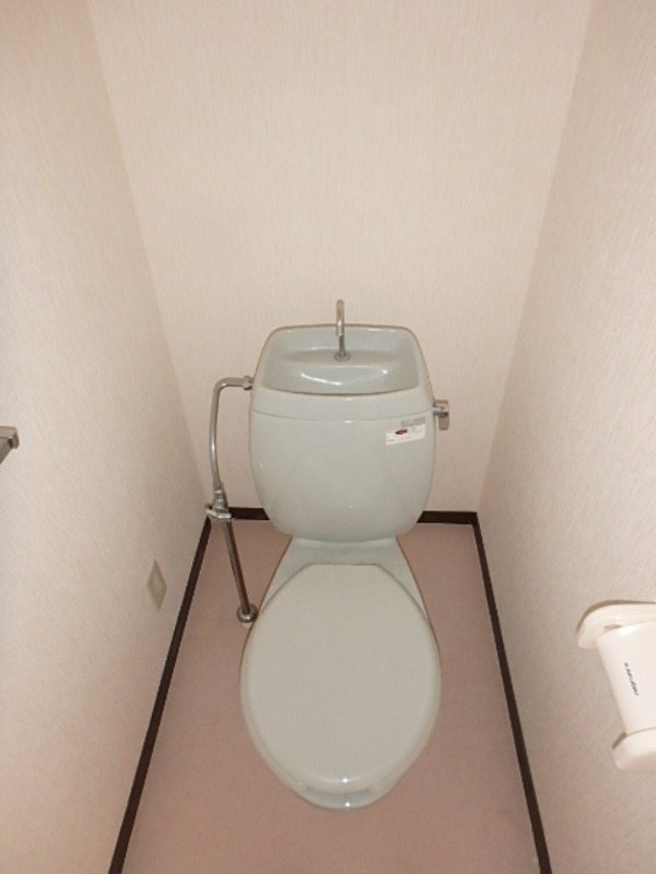 トイレ　図面と現状に相違がある場合には現状を優先