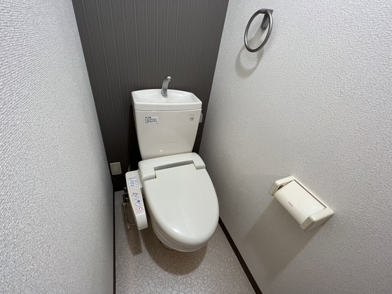 トイレ　※別部屋の写真です